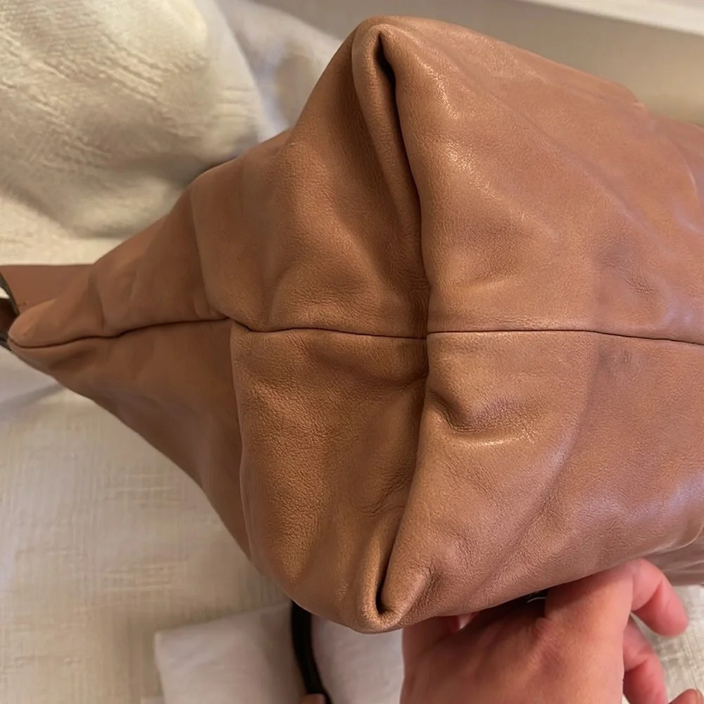 MARC JACOBS -leather satchel in clay- EUC - Picture 15 of 17